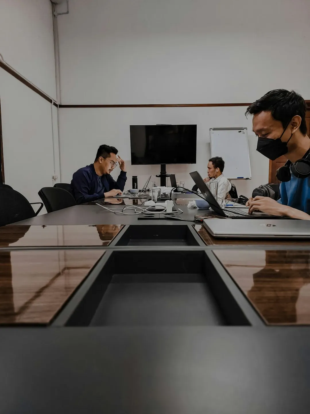枝江科技企业如何选择软件开发框架：主流技术方案对比分析